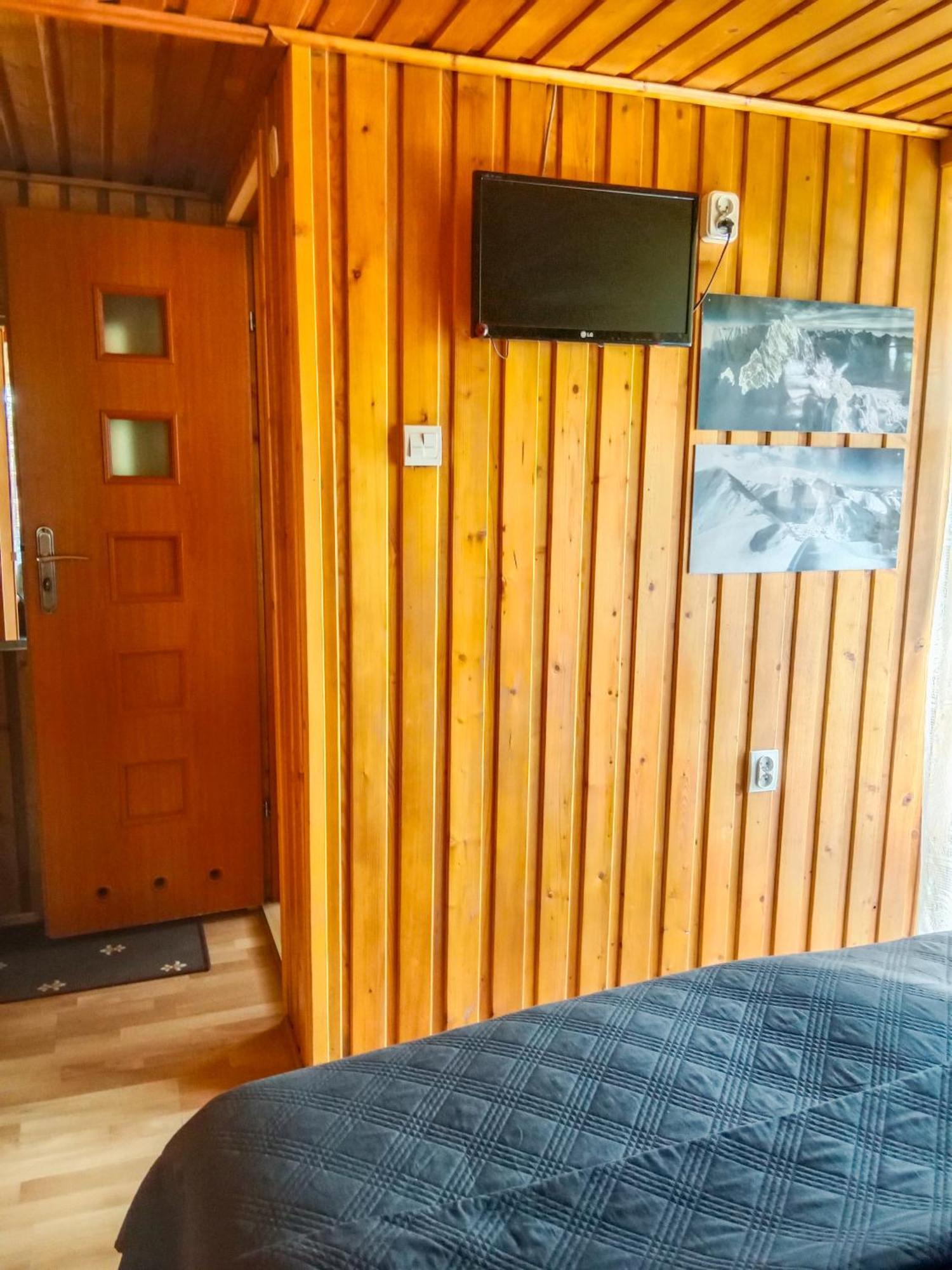 Wynajem Pokoi Goscinnych ザコパネ 部屋 写真